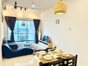 SC 1-10pax 2Room Sky pod Puchong IOI Mall 5Bed LRT